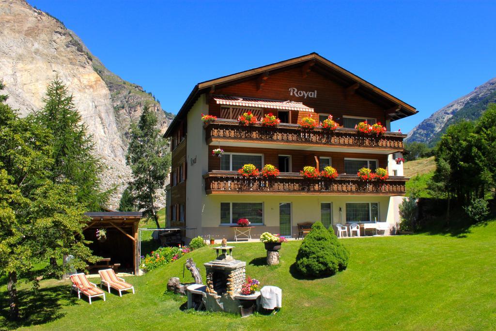 Haus Royal Apartment Randa Luaran gambar